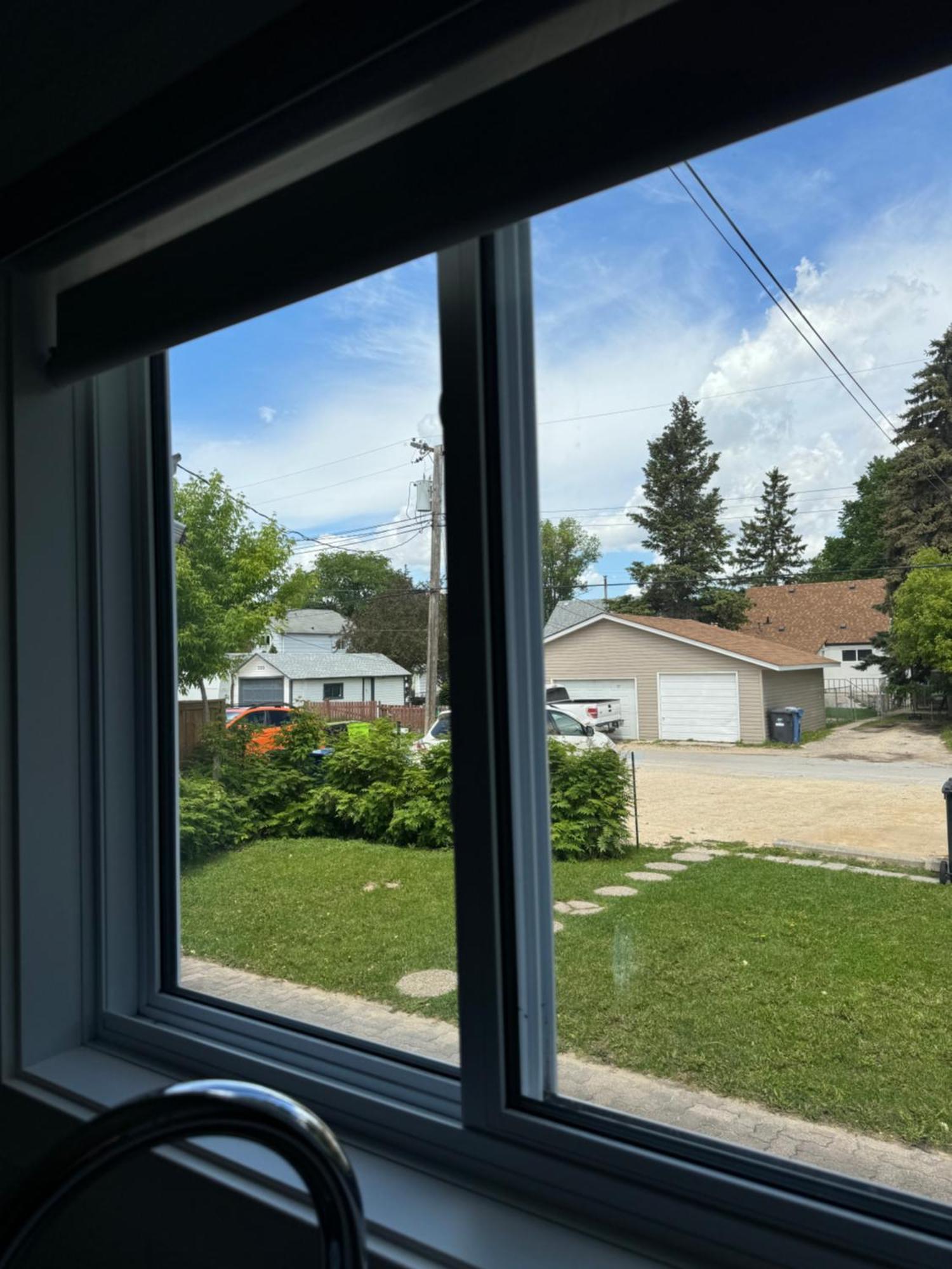 Walking Distance To St Boniface, Easy Parking Villa Winnipeg Ngoại thất bức ảnh